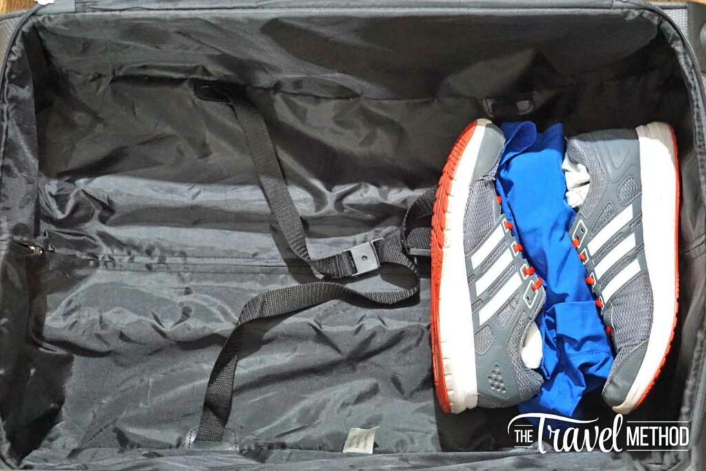 Using the space between shoes as a packing tip to save space